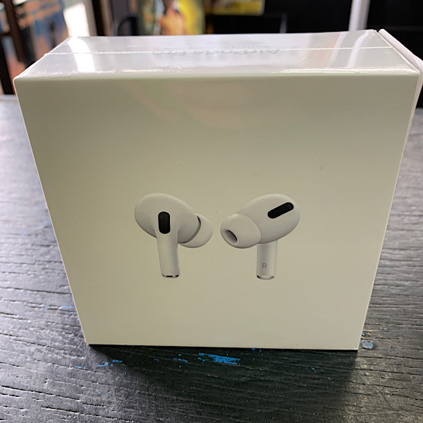 Apple AirPods Pro MWP22J/A エアーポッズプロ