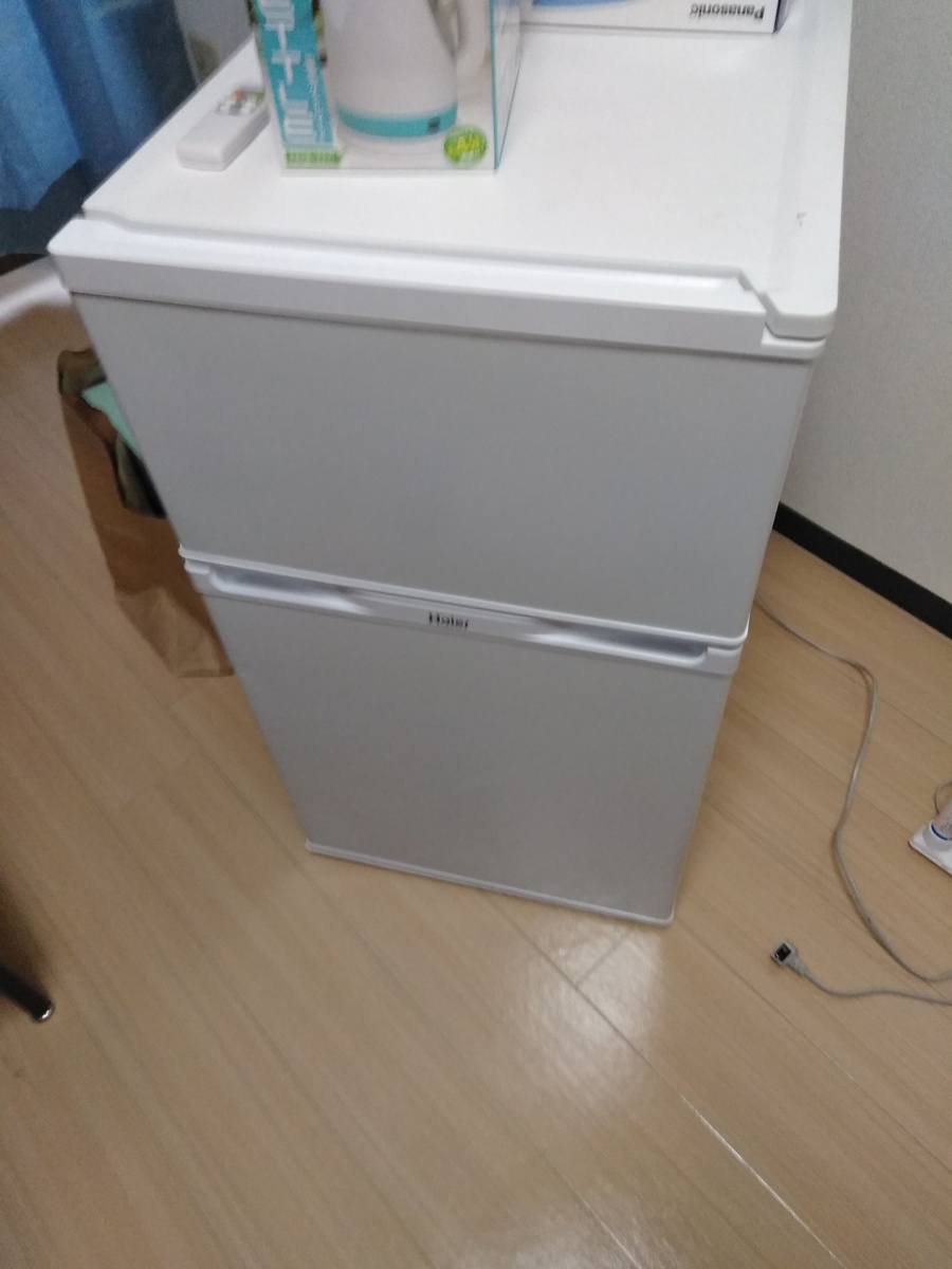 冷蔵庫
炊飯器
