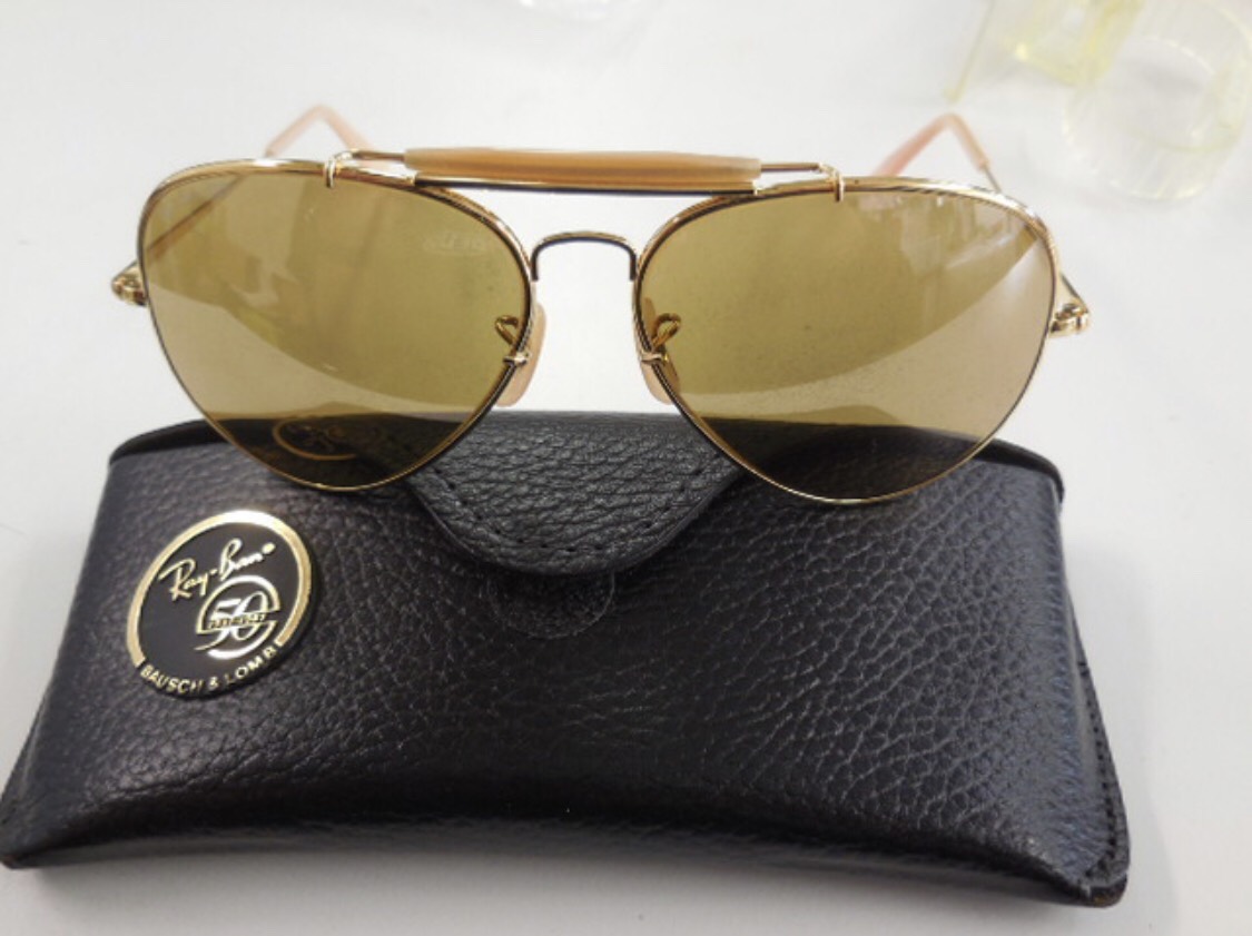 レイバンジェネラル50周年記念モデル