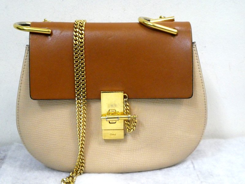 クロエ	ドリュー