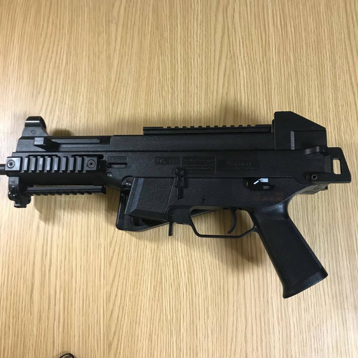 S&T H&K UMP Competition バッテリー充電器付