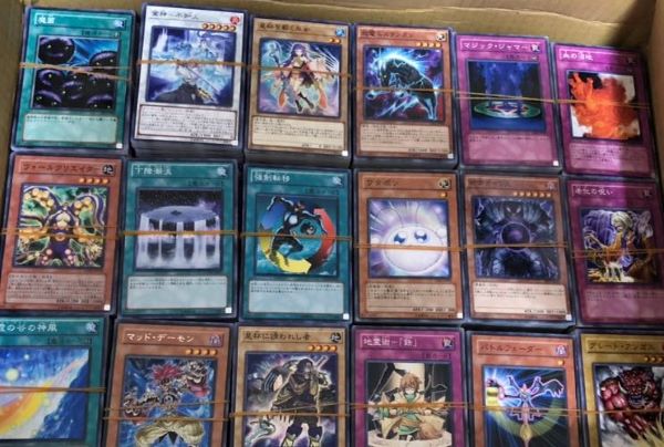 転売用の遊戯王カード仕入れはカードショップが安い？